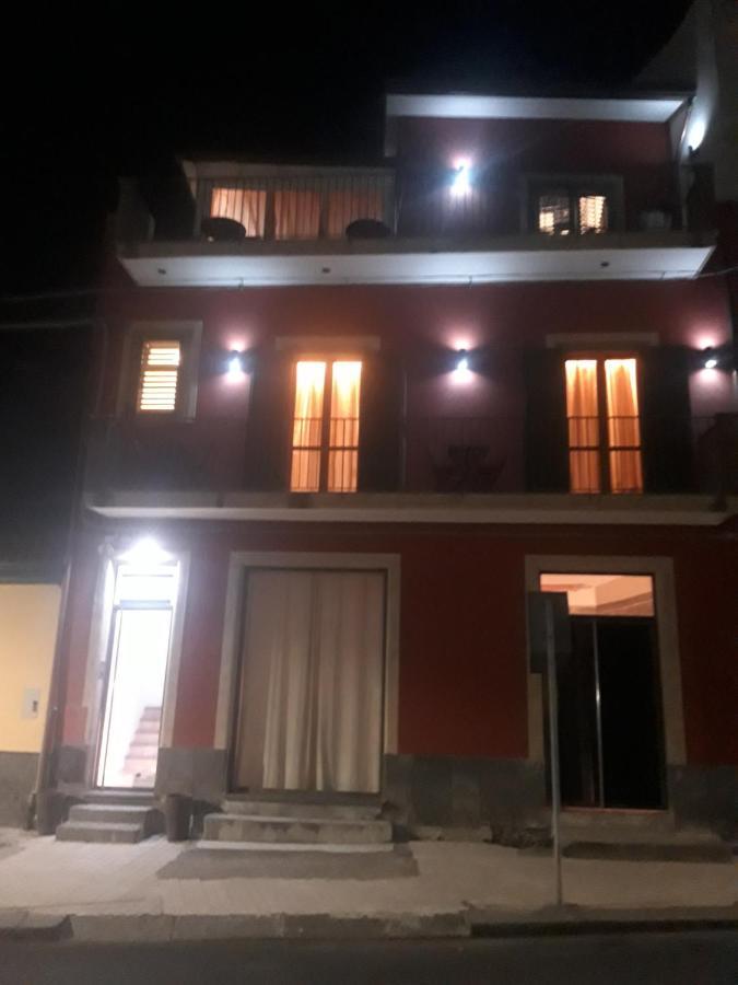 Bed & Breakfast Dietro Le Mura 아치카스텔로 외부 사진